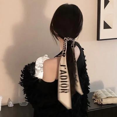 王后伞下